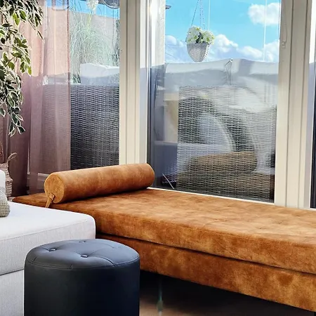 公寓 Skyroom - Sauna, Family-friendly & Skyline Views 赫尔辛基