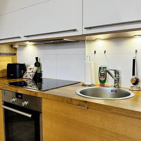 Skyroom - Sauna, Family-friendly & Skyline Views Apartment Helsinki