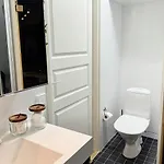 Skyroom - Sauna, Family-friendly & Skyline Views * Helsinky