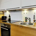 Skyroom - Sauna, Family-friendly & Skyline Views Apartmán Helsinky